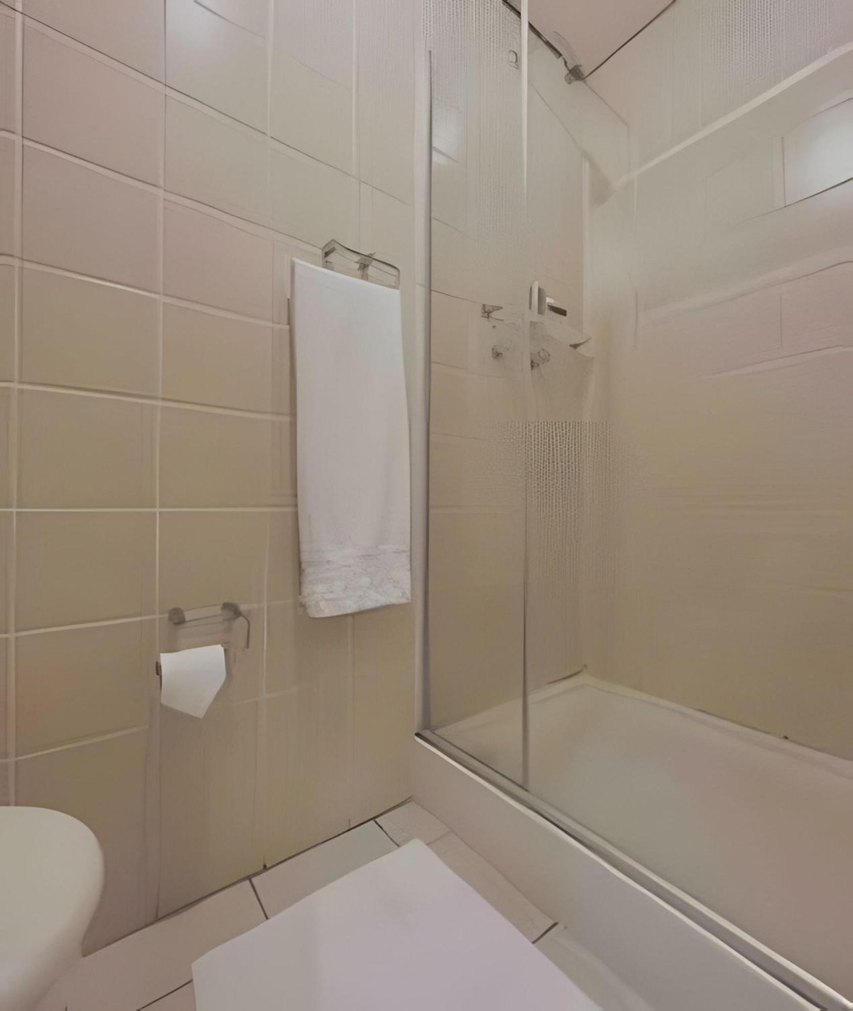 Staybridge Cond. Flats * Sao Paulo